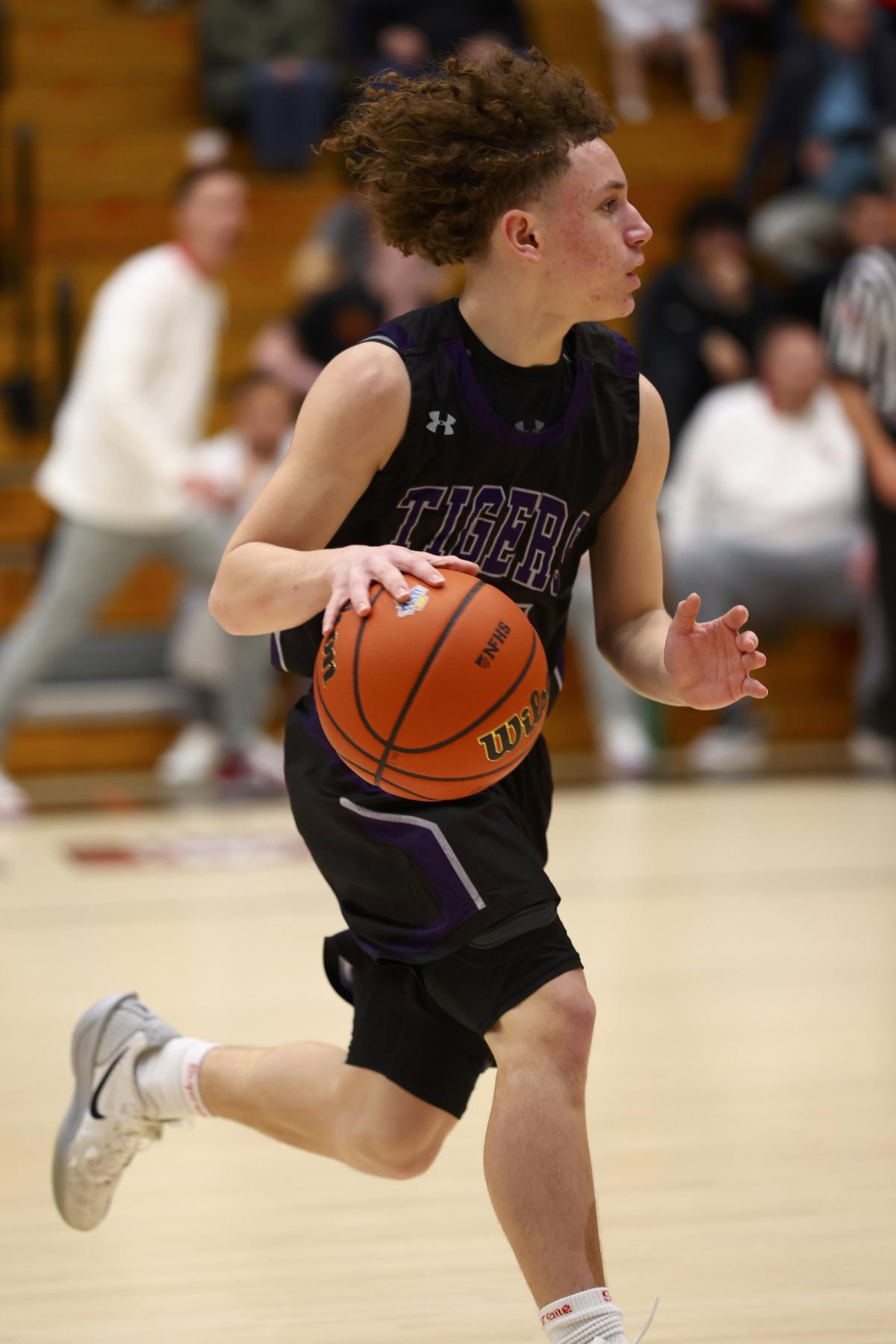 Tigers scratch out successful basketball season