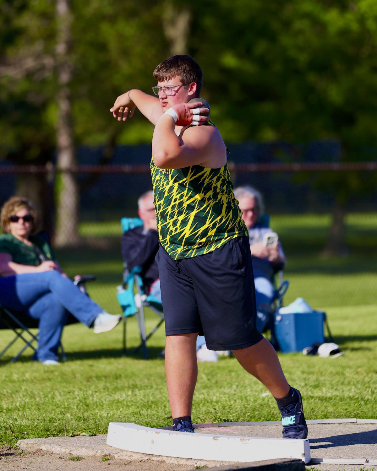 NW sweeps county track meet