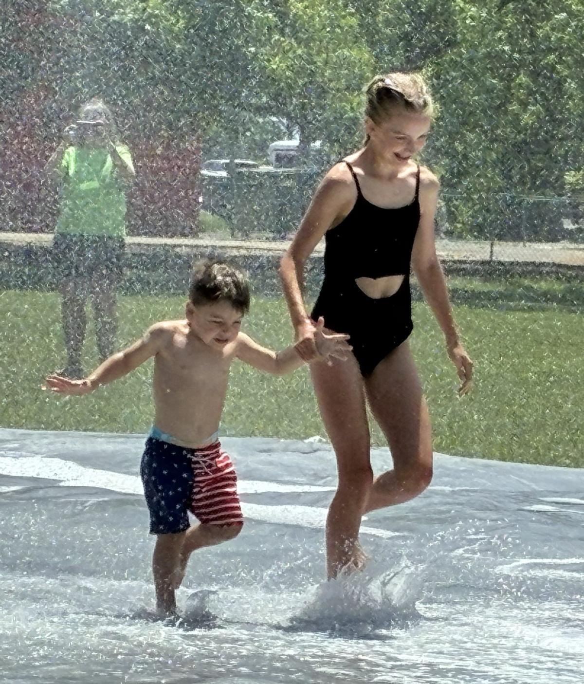 Splashin’ and snackin’