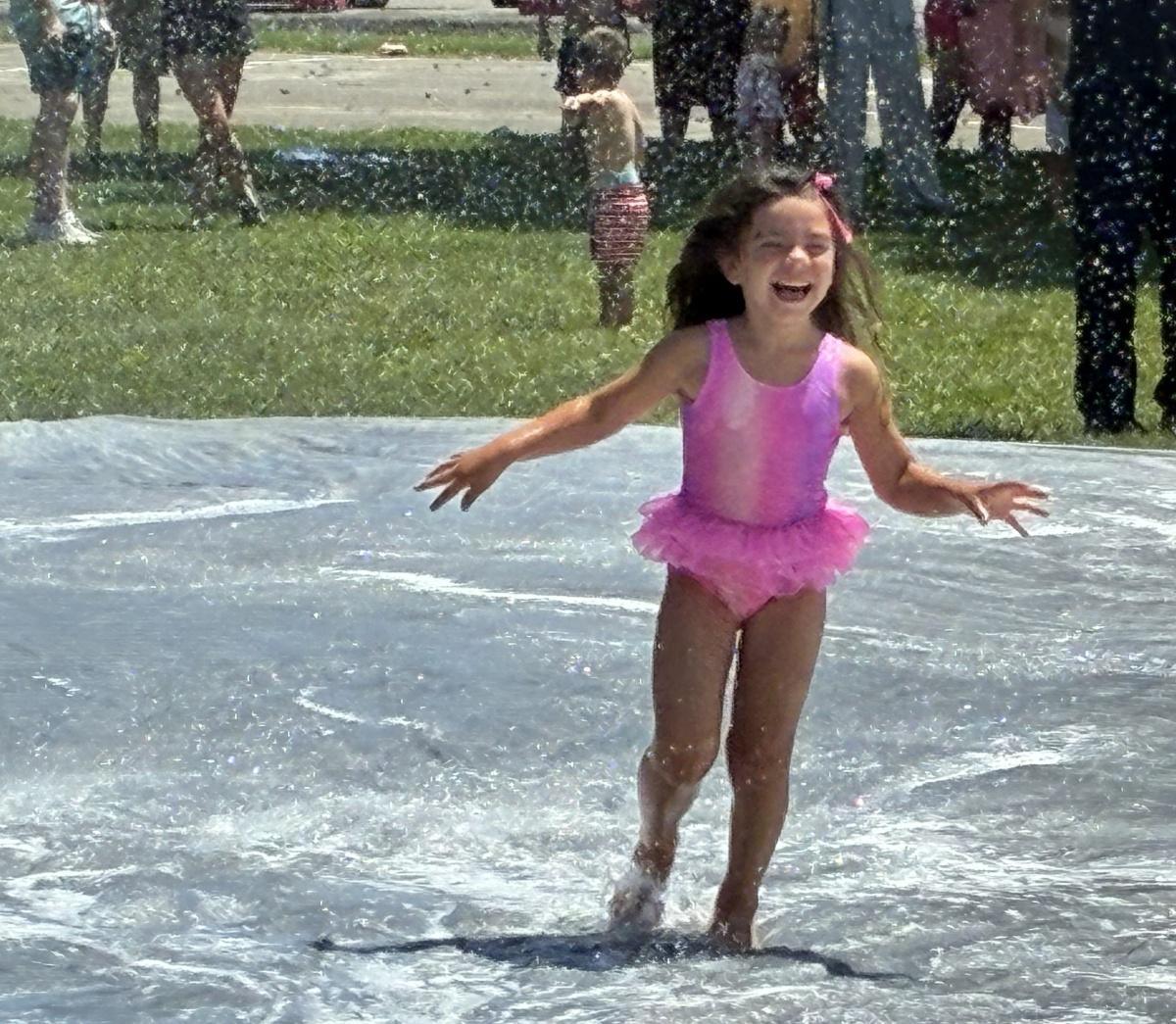 Splashin’ and snackin’