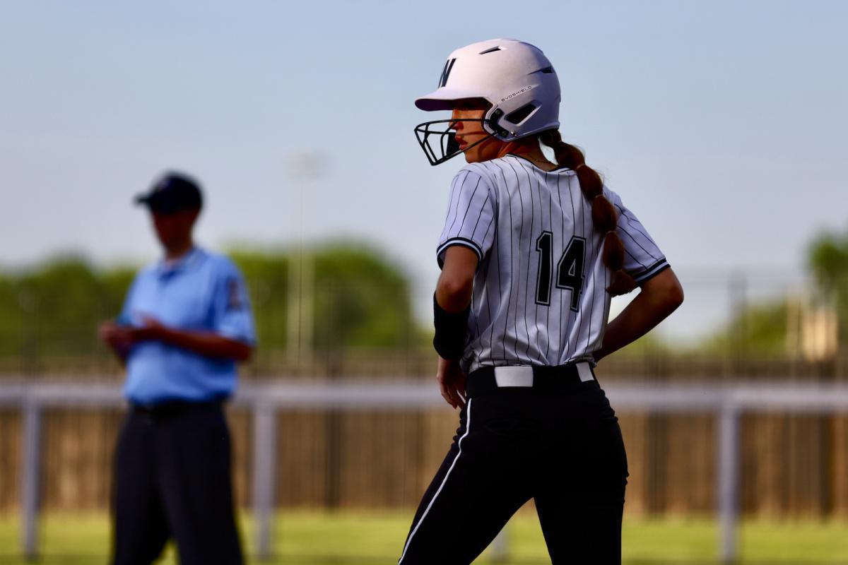 Western rolls to sectional win