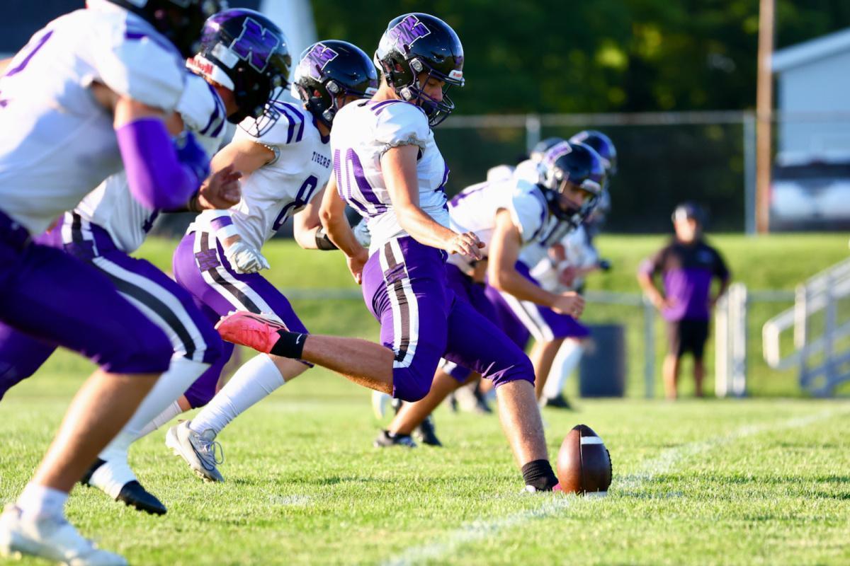 Comets outgun Northwestern