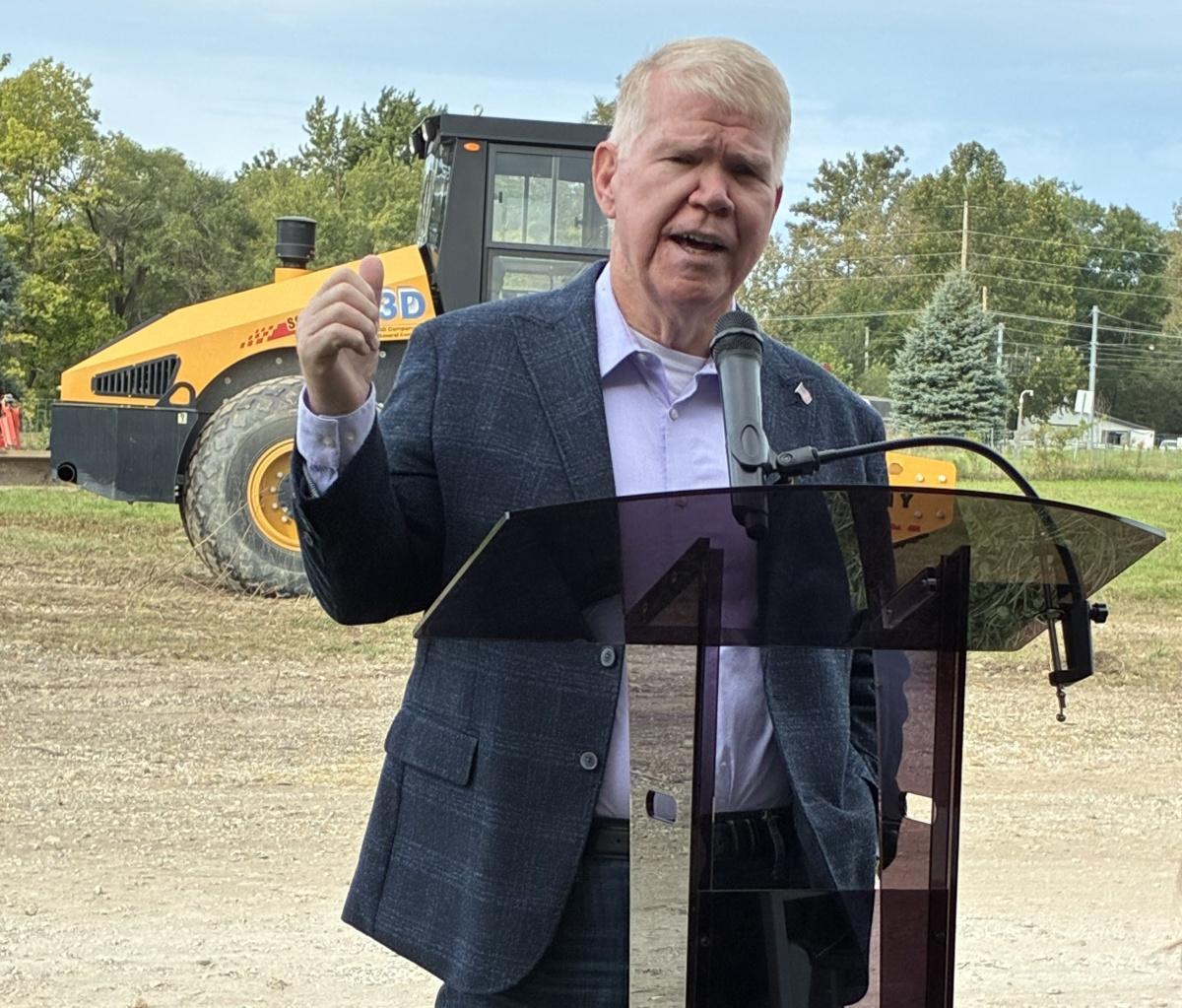 Turning shovels on a new jail