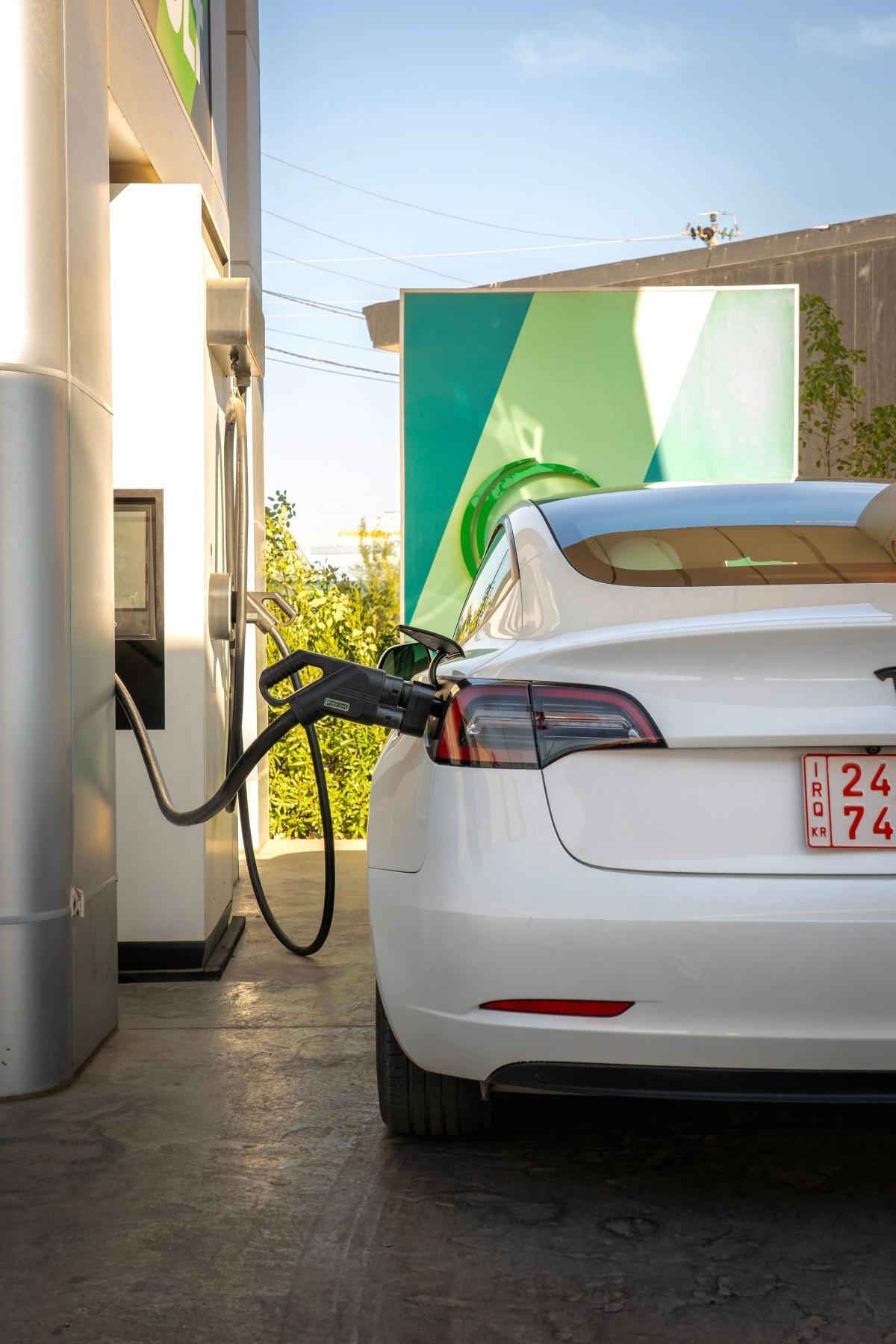 Le leasing social de voitures électriques est reconduit à partir du 16 juillet 2026