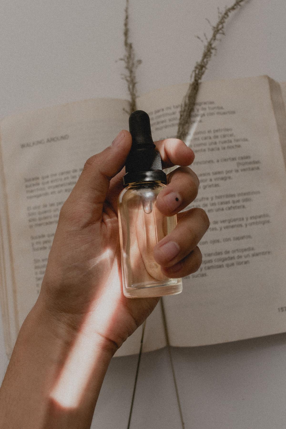 Essential Oils For Cats to Avoid