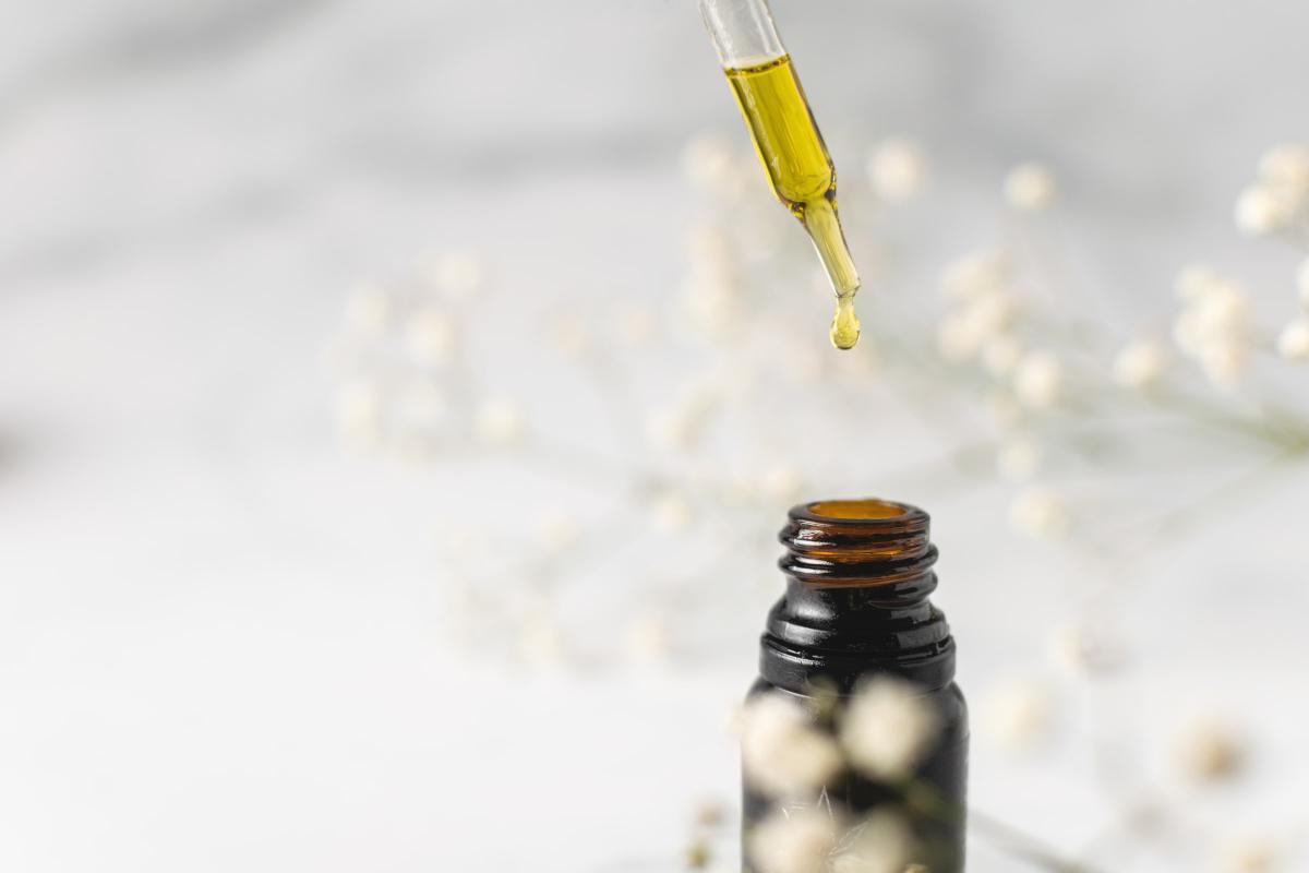 Essential Oils For Cats to Avoid