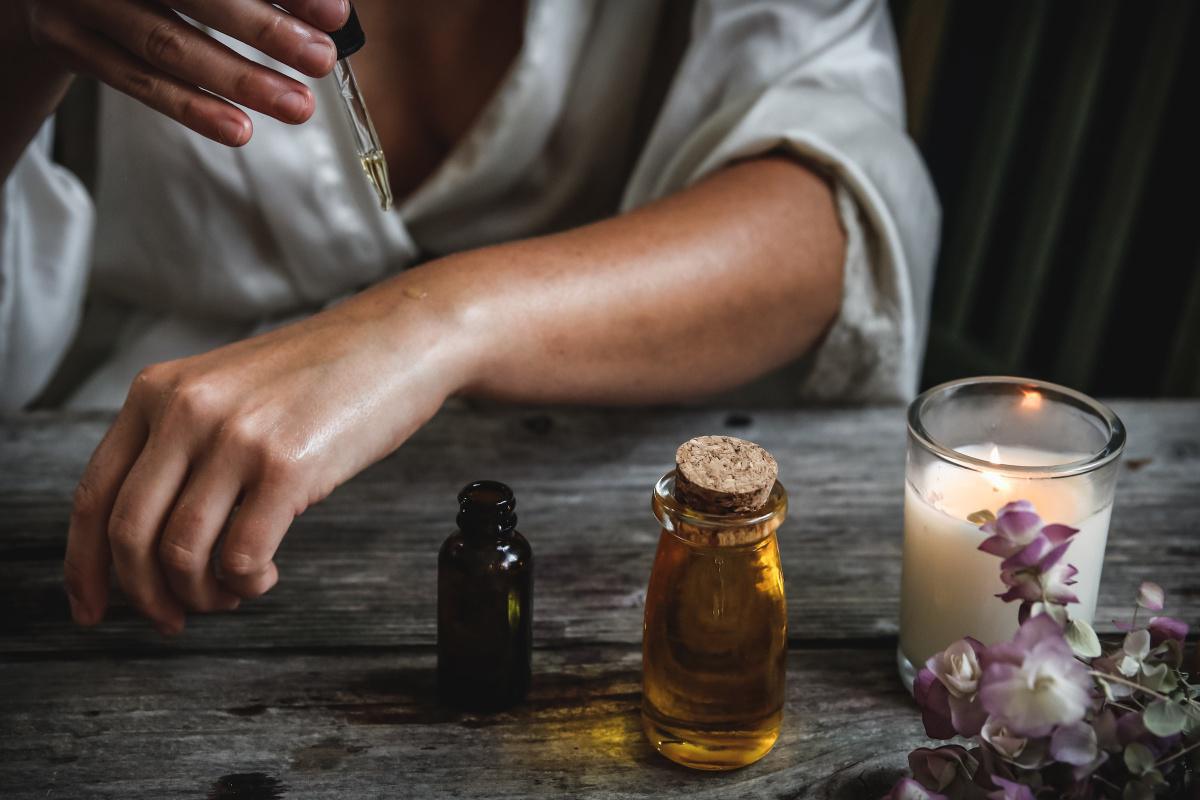 Essential Oils For Cats to Avoid