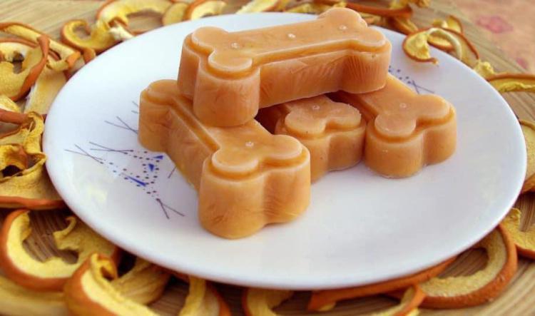 *Easy Frozen Pumpkin Treats (2-Ingredients)