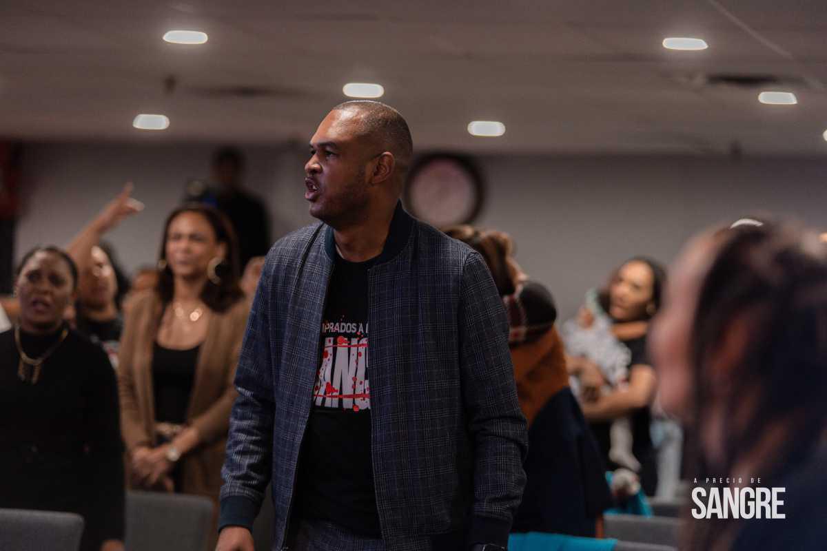 Domingo (Servicio de Adoración)