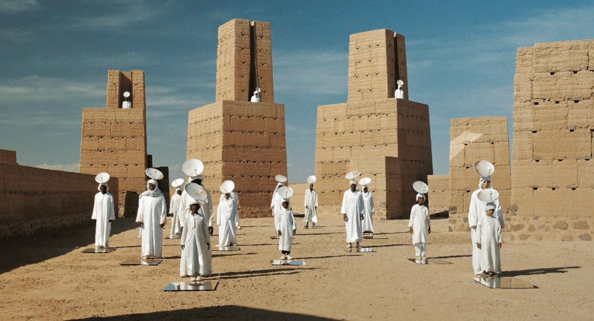 هبة بدو في مراكش: موجات خفية تجمع بين الفن والتأمل الروحي هبة بدو في مراكش: موجات خفية تجمع بين الفن والتأمل الروحي