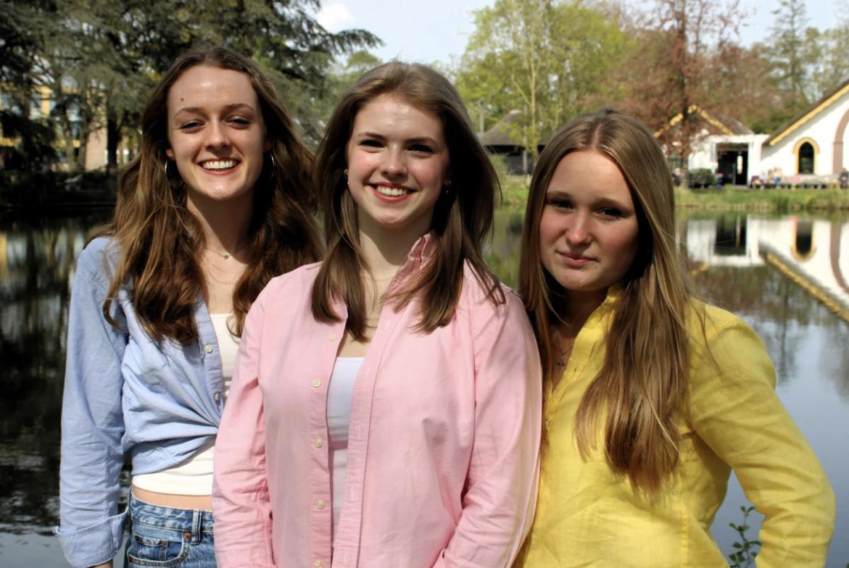 Sophie, Fenna en Anne vormen het Koninklijk Trio Sophie, Fenna en Anne vormen het Koninklijk Trio