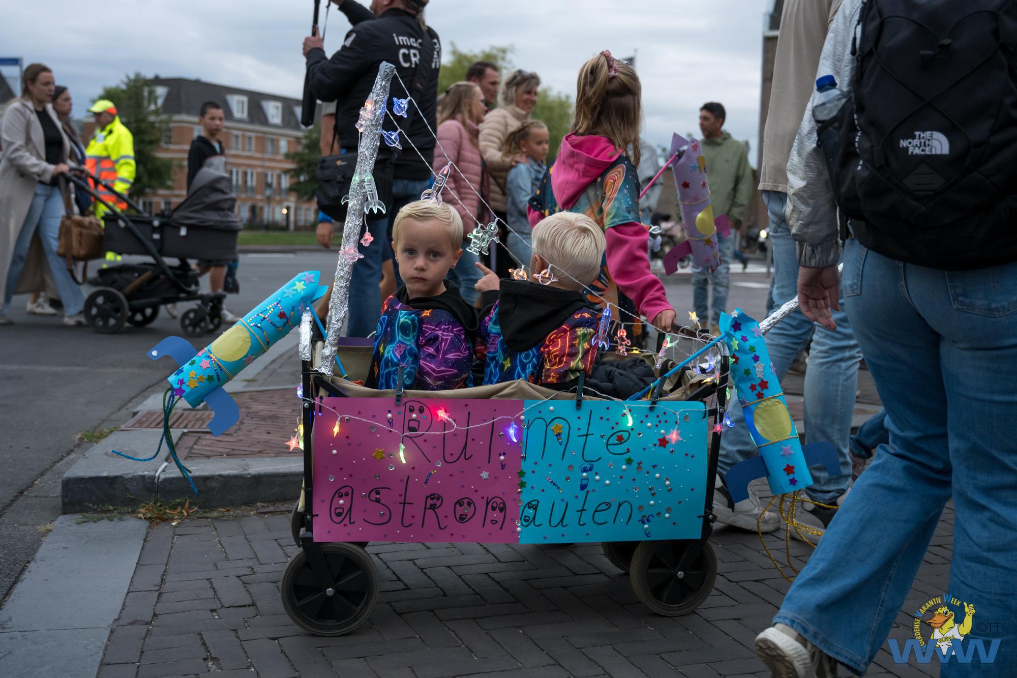 Lampionnenoptocht 2025-54