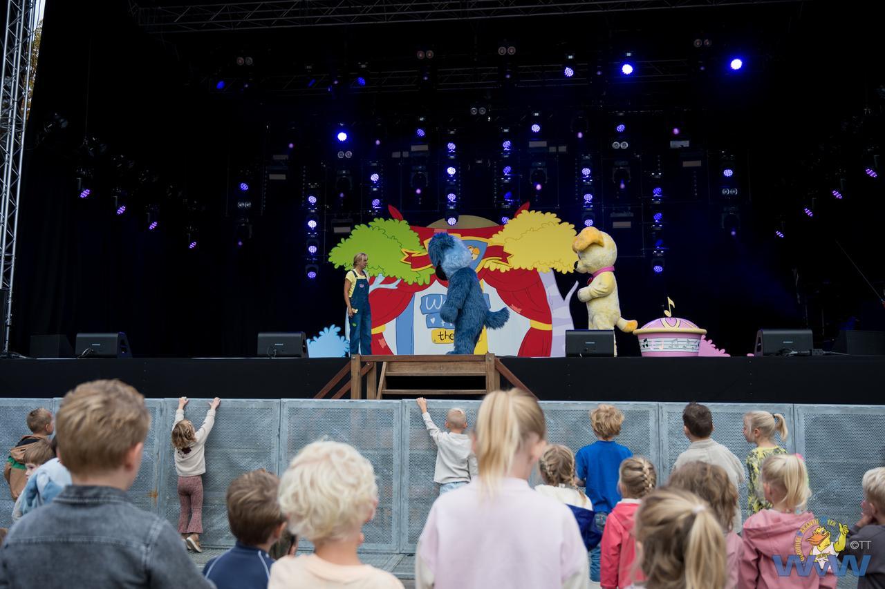 Mega Kids Show-22