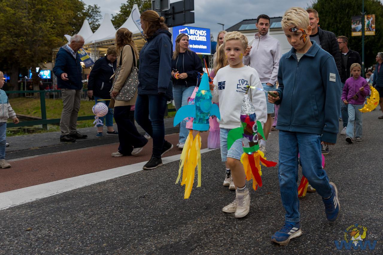 Lampionnenoptocht 2025-43