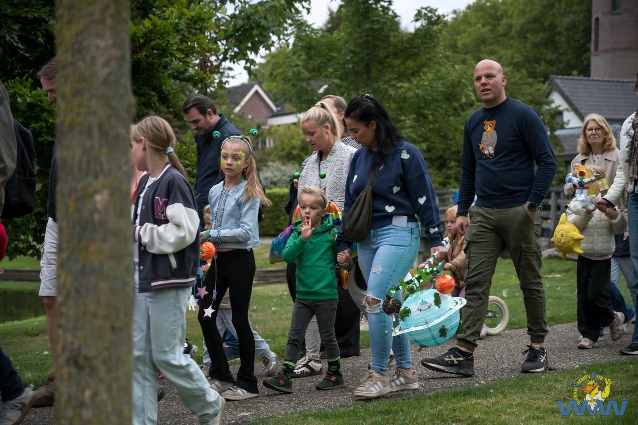 Lampionnenoptocht 2025-81