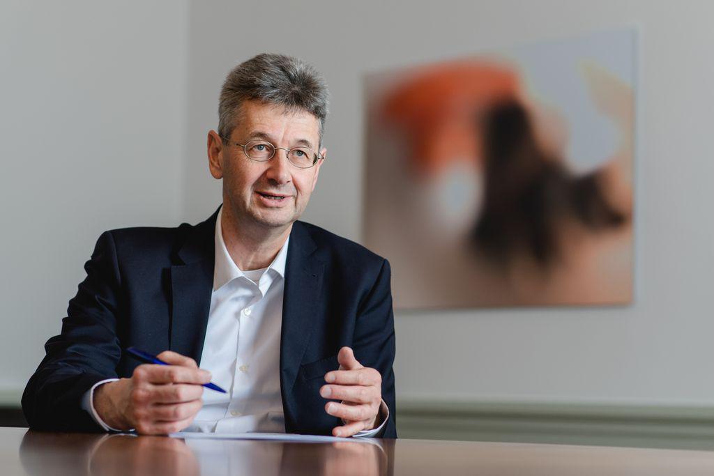 DER MLLV IM GESPRÄCH MIT DEM STAATSMINISTER PIAZOLO DER MLLV IM GESPRÄCH MIT DEM STAATSMINISTER PIAZOLO