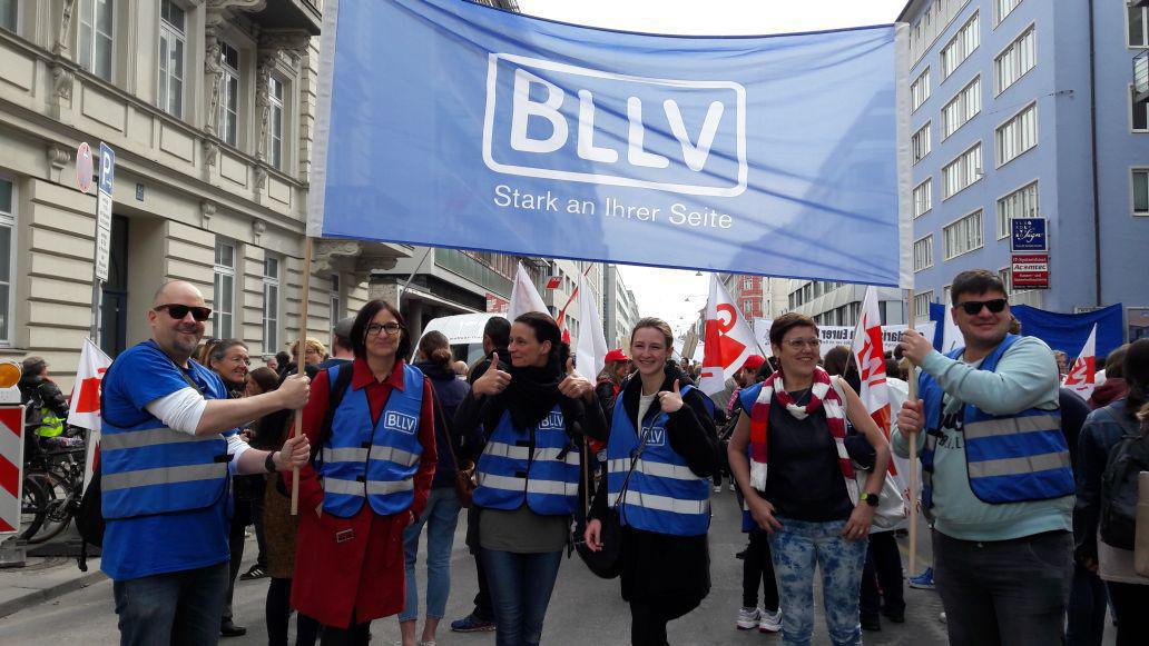 STREIK IN MÜNCHEN STREIK IN MÜNCHEN