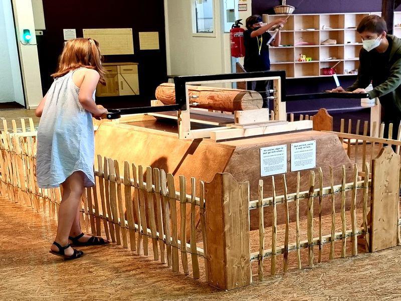 KINDERMUSEUM MÜNCHEN KINDERMUSEUM MÜNCHEN