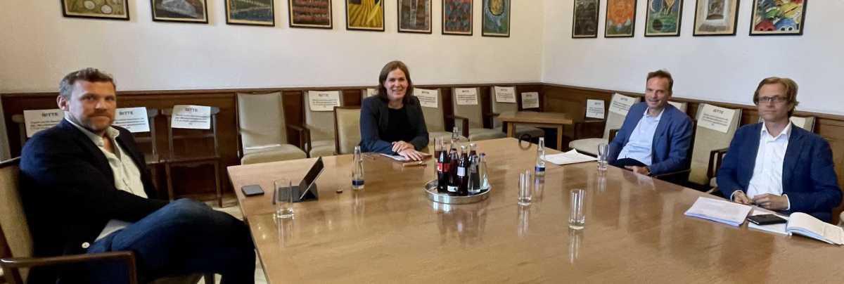 GEMEINSAME SUCHE NACH GUTEN LÖSUNGEN GEMEINSAME SUCHE NACH GUTEN LÖSUNGEN