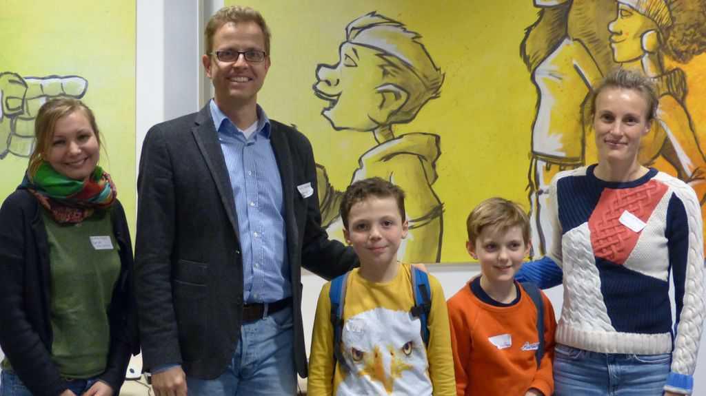 RBS STARTET PILOTPROJEKT ZUR MÜLLVERMEIDUNG UND MÜLLTRENNUNG RBS STARTET PILOTPROJEKT ZUR MÜLLVERMEIDUNG UND MÜLLTRENNUNG