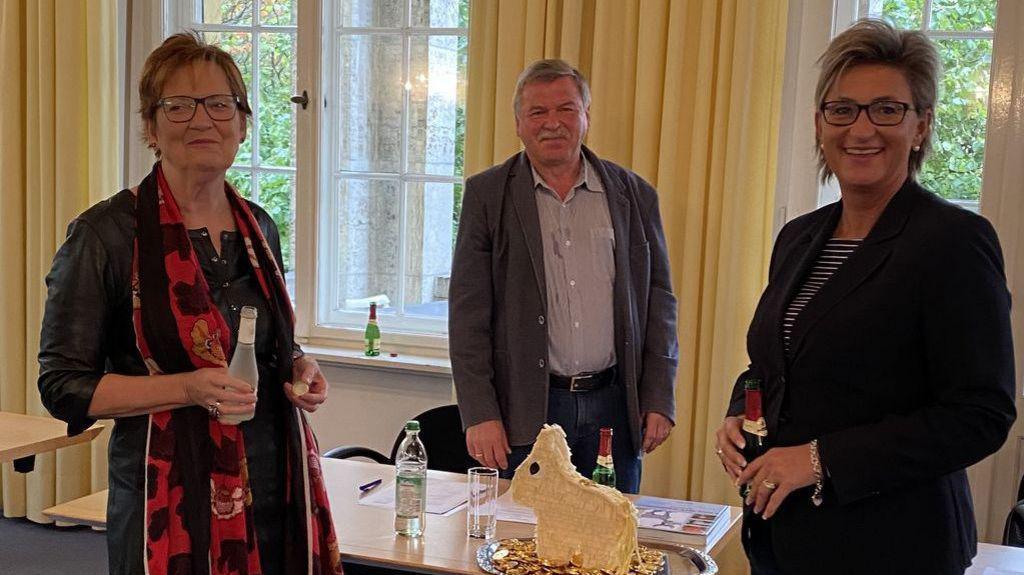 30 JAHRE SCHATZMEISTER: PAUL HÖRMANN 30 JAHRE SCHATZMEISTER: PAUL HÖRMANN