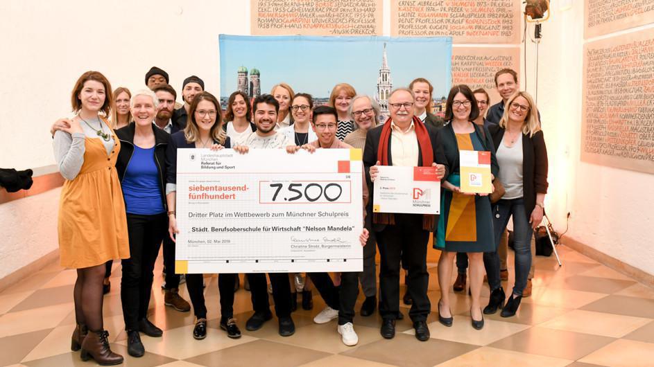 MÜNCHNER SCHULPREIS | 3. PLATZ MÜNCHNER SCHULPREIS | 3. PLATZ