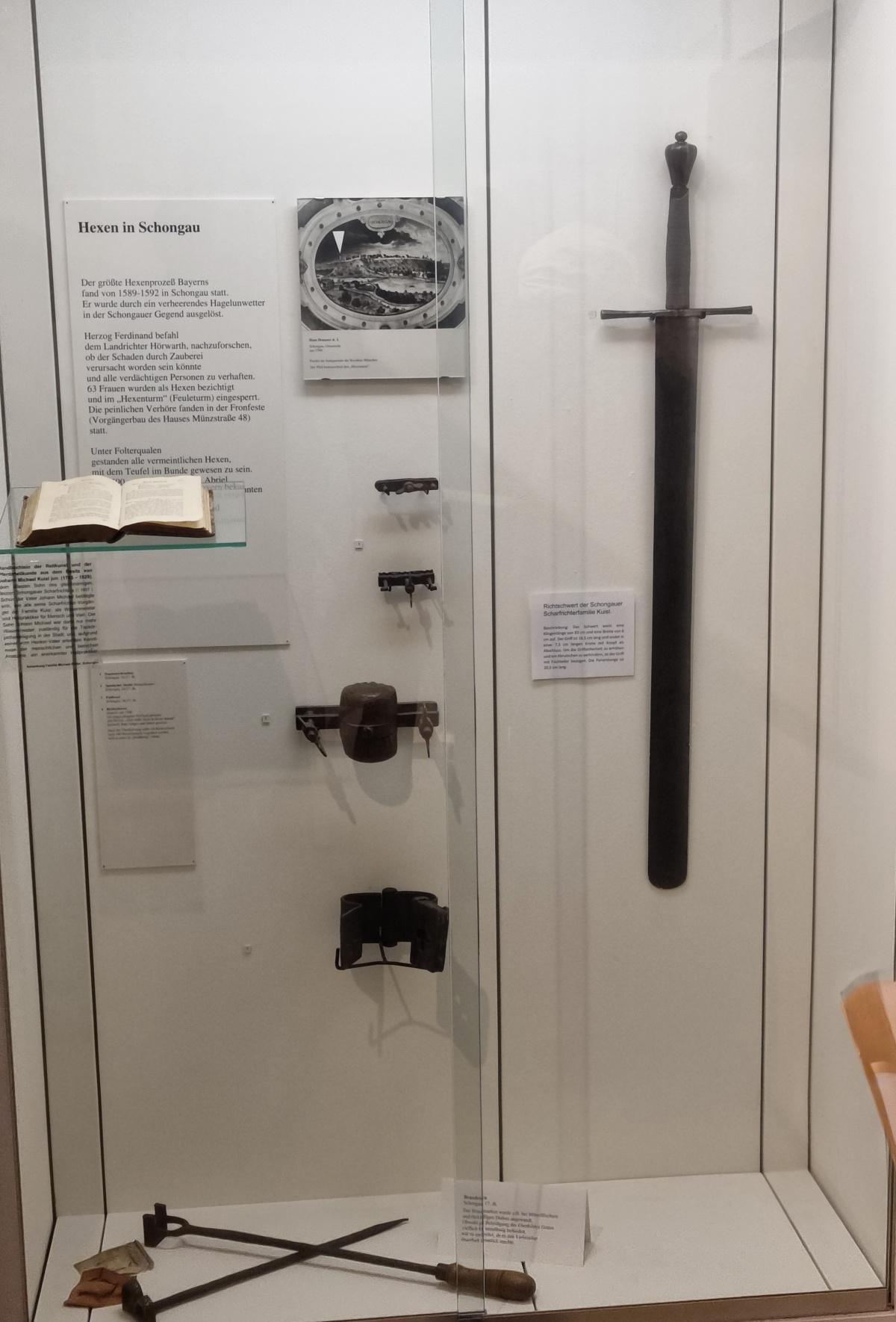 Henker – Heiler – Hexen – Geschichten aus dem Kräutergarten Henker – Heiler – Hexen – Geschichten aus dem Kräutergarten