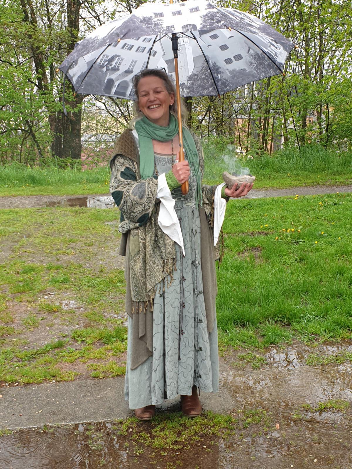 Henker – Heiler – Hexen – Geschichten aus dem Kräutergarten Henker – Heiler – Hexen – Geschichten aus dem Kräutergarten