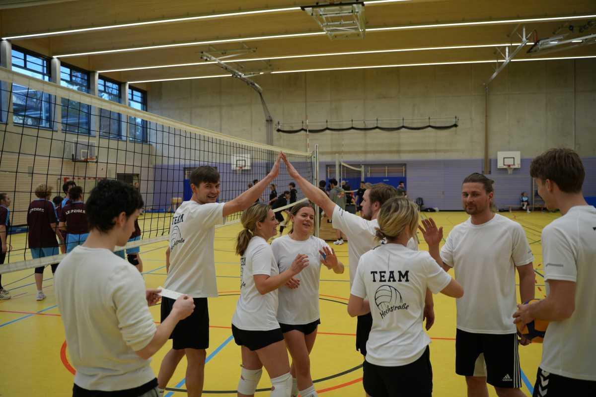 Schmettern, Baggern und beste Stimmung – das MLLV-Volleyballturnier 2026