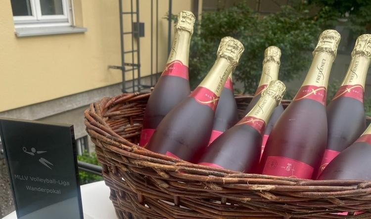 Premiere gelungen – Die erste Münchner Lehrer-Volleyballliga feiert ihren Abschluss!