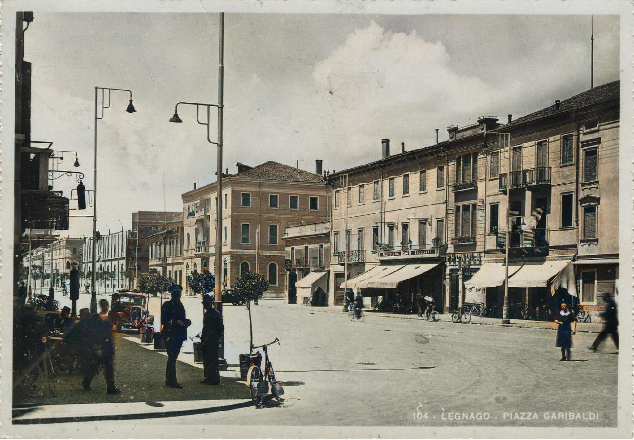 Piazza Garibaldi primi anni '40