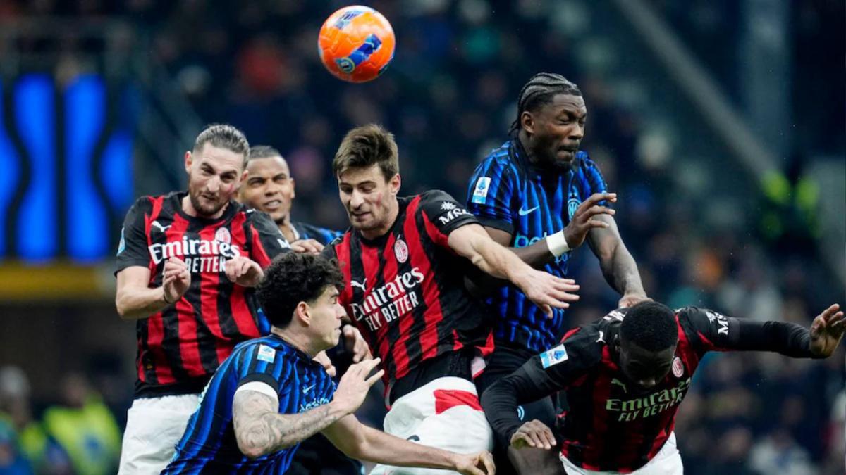 Serie A 12ª giornata: Roma in vetta, il Milan domina il derby, Napoli in ripresa e Juventus ancora troppo piatta Serie A 12ª giornata: Roma in vetta, il Milan domina il derby, Napoli in ripresa e Juventus ancora troppo piatta