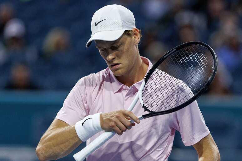 Sinner inarrestabile a Miami: dominio totale e quarti conquistati senza perdere un set Sinner inarrestabile a Miami: dominio totale e quarti conquistati senza perdere un set