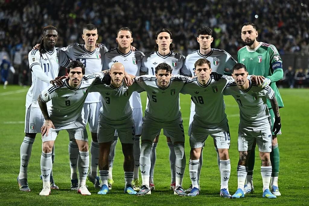 Italia fuori dai Mondiali 2026: il crollo azzurro tra lacrime, scuse e verità scomode