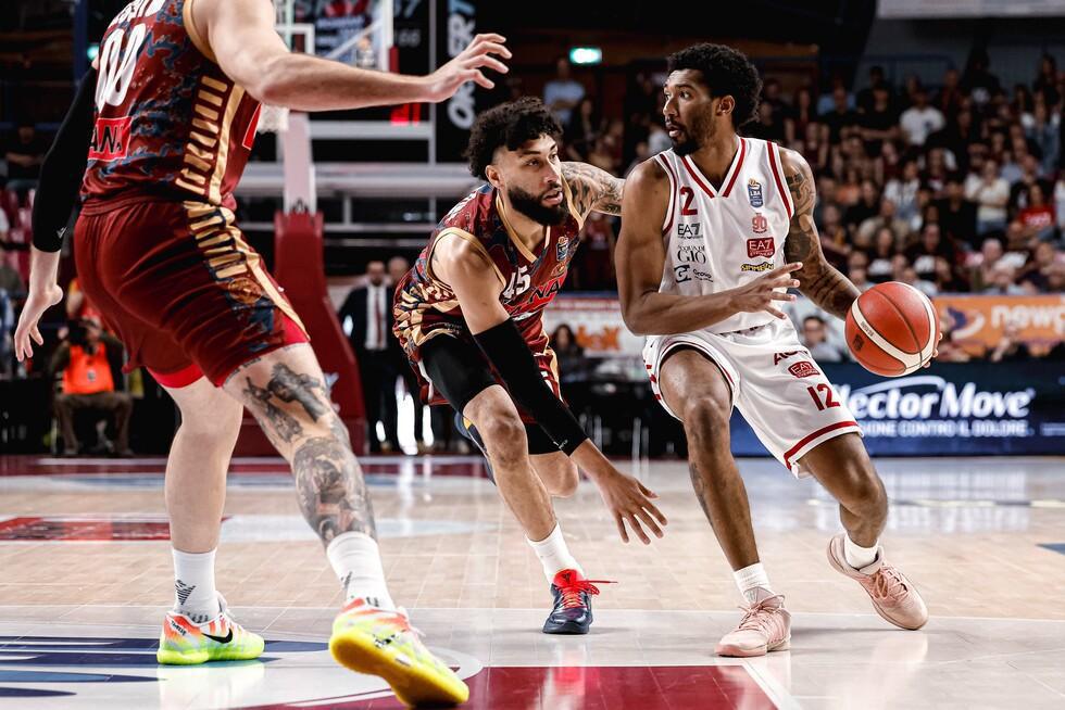 LBA, 28ª giornata: Milano resiste, Napoli esplode e Treviso firma il colpo a Brescia LBA, 28ª giornata: Milano resiste, Napoli esplode e Treviso firma il colpo a Brescia