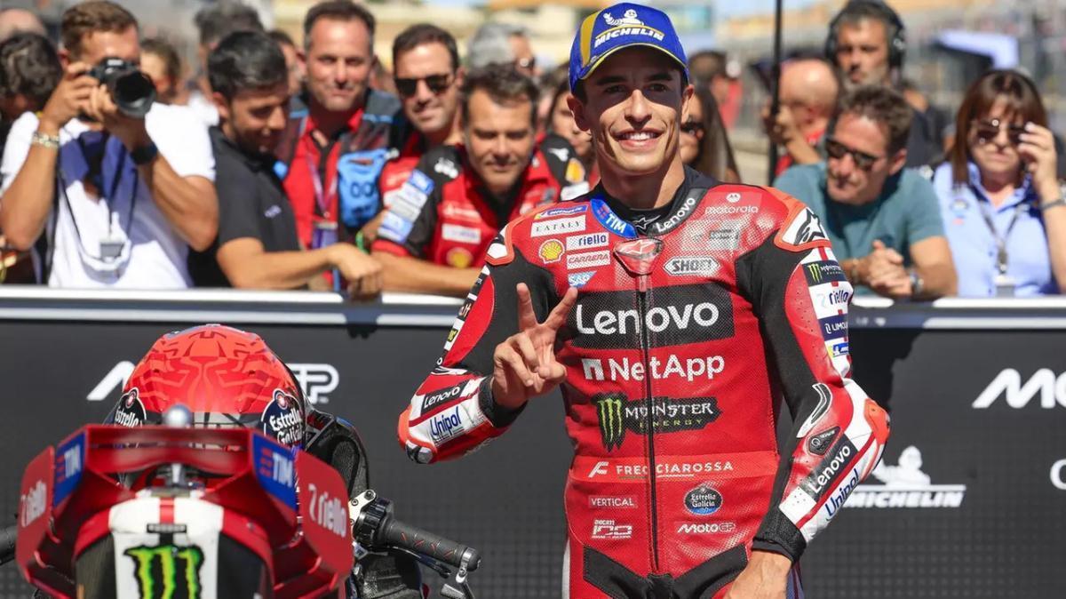 MotoGP, GP d’Aragona: Marc Márquez torna re a MotorLand. Acosta e Bezzecchi sul podio, Bagnaia cade MotoGP, GP d’Aragona: Marc Márquez torna re a MotorLand. Acosta e Bezzecchi sul podio, Bagnaia cade