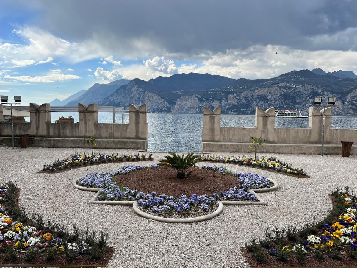 Palazzo dei Capitani del Lago Palazzo dei Capitani del Lago