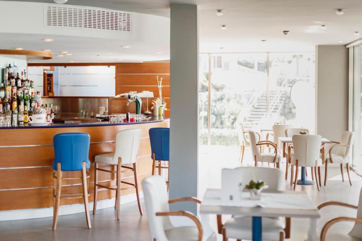 Bike Hotel Caravel Bike Hotel Caravel