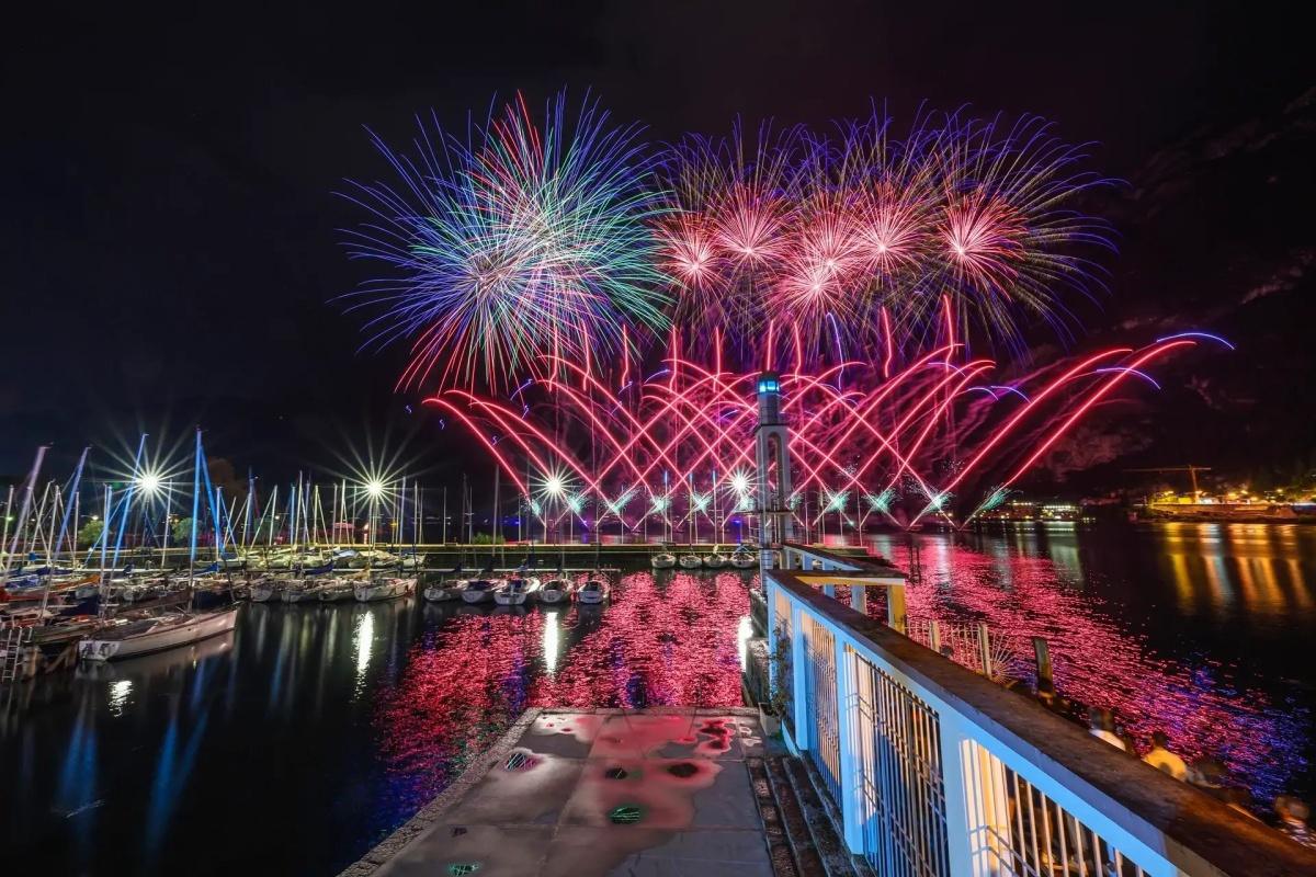 Spettacolo pirotecnico sul Lago di Garda