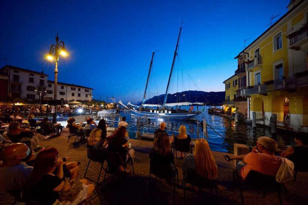 Veliero Siora Veronica Veliero Siora Veronica