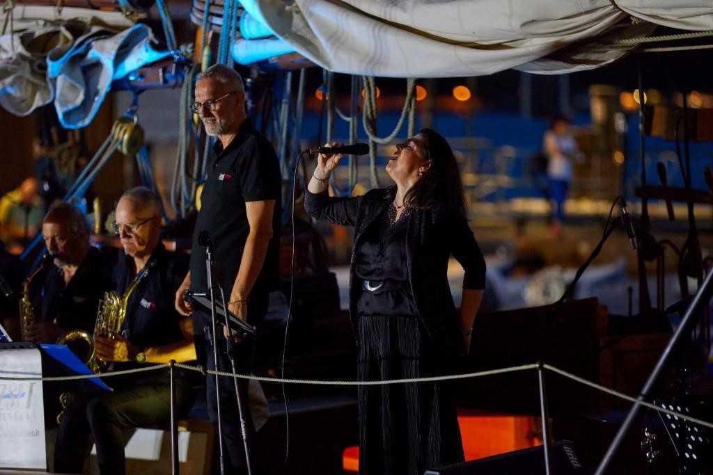 Veliero Siora Veronica Veliero Siora Veronica