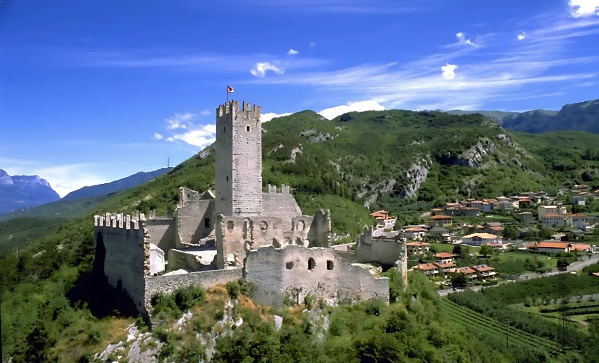 Castel Drena Castel Drena