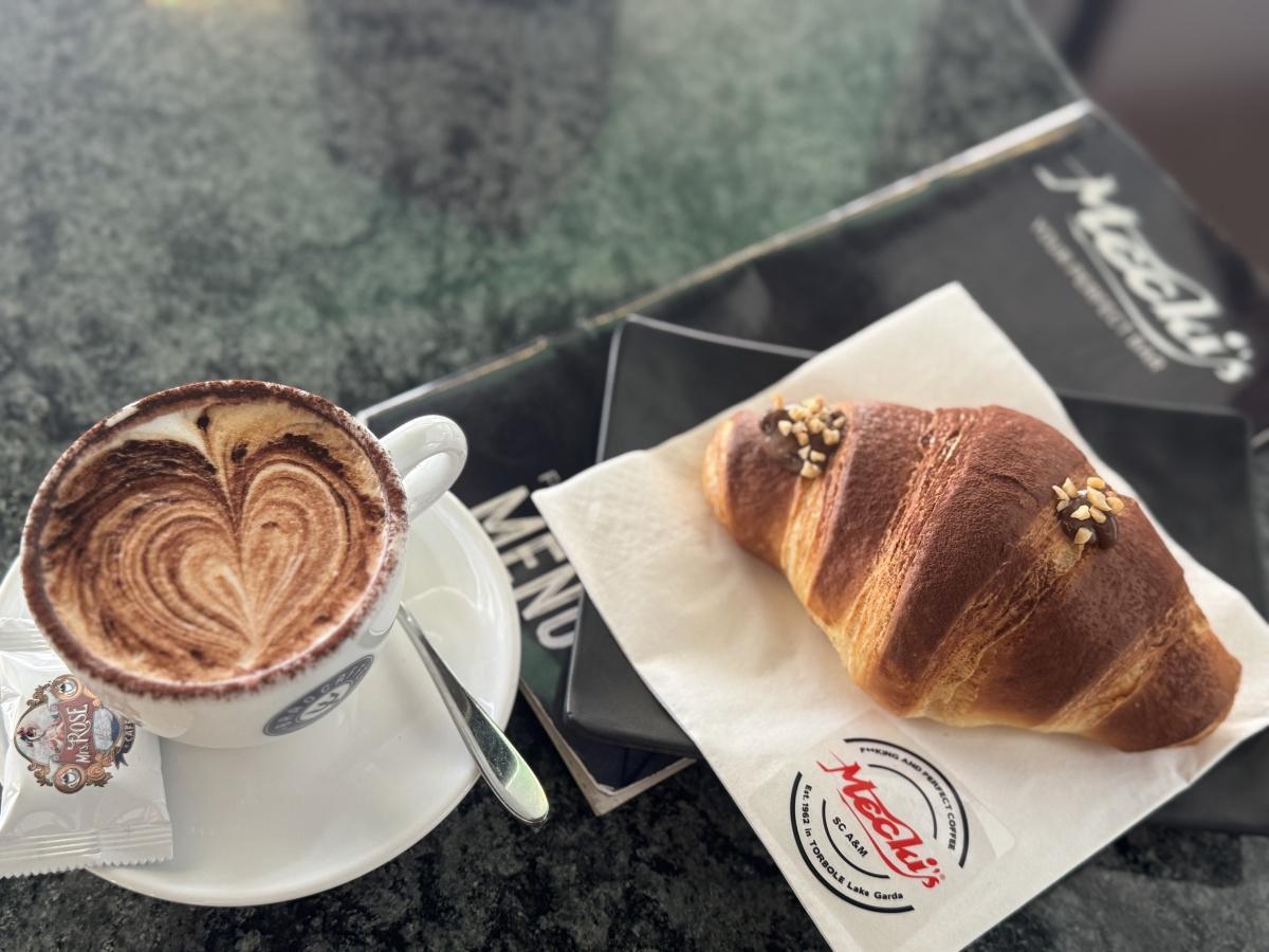 Mecki Bar - Mecki's Bike & Coffee Mecki Bar - Mecki's Bike & Coffee