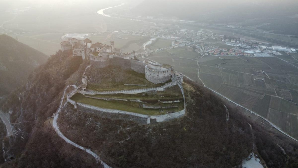 Castel Beseno Castel Beseno