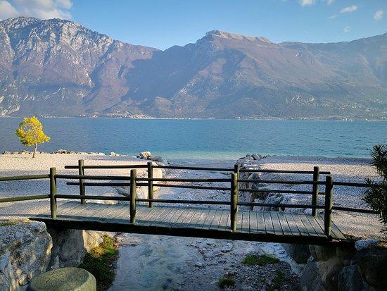 Spiaggia Fonte Torrente San Giovanni