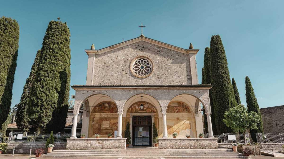 Santuario della Madonna del Frassino Santuario della Madonna del Frassino