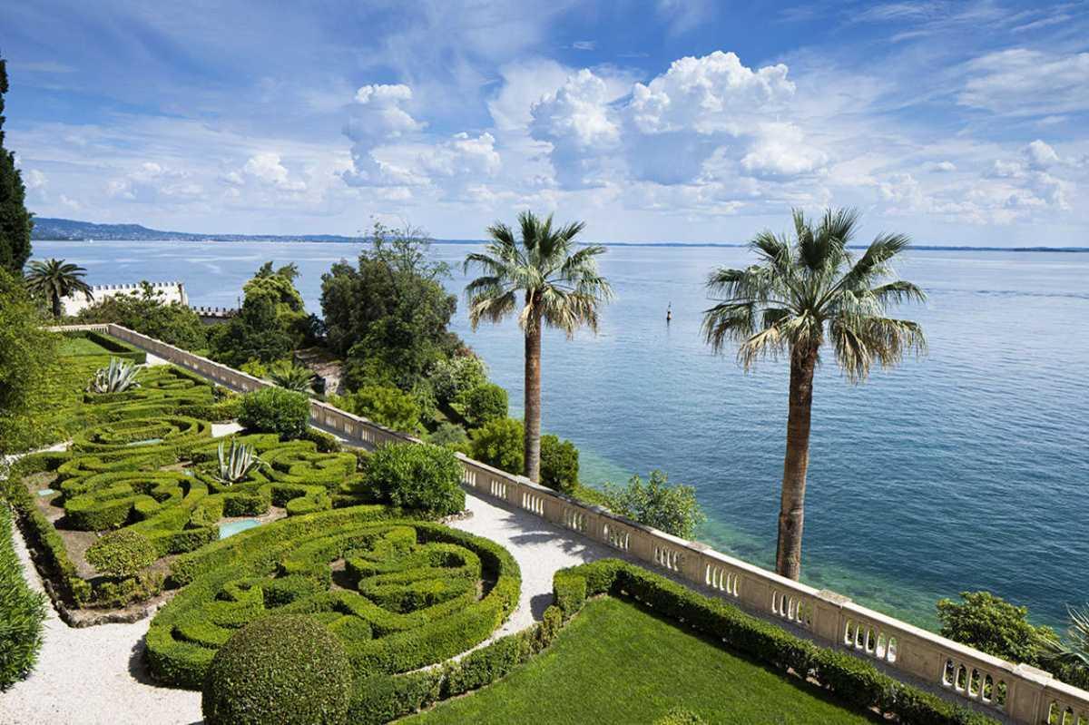 ​Isola del Garda: Un Gioiello tra Storia e Giardini da Sogno