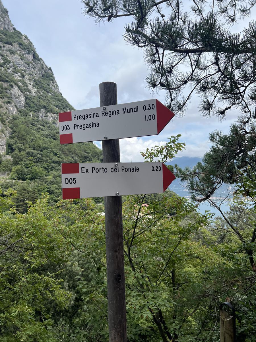 Cascata del Ponale al Vecchio Porto Cascata del Ponale al Vecchio Porto
