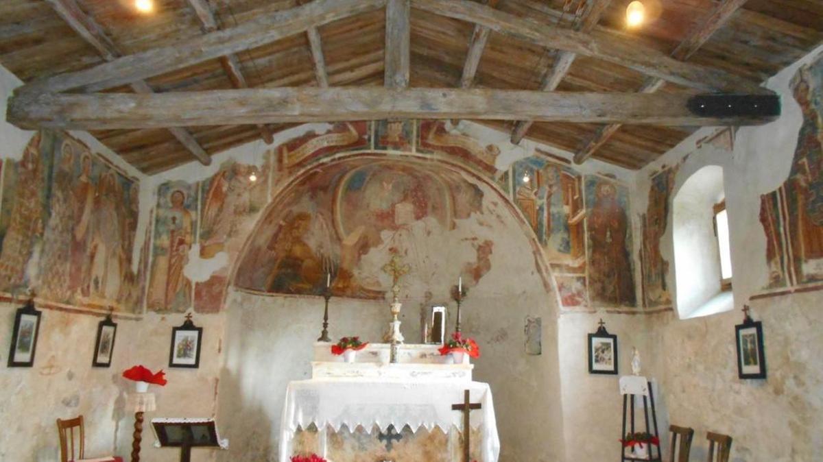 Campo di Brenzone, l’antico borgo al Lago di Garda Campo di Brenzone, l’antico borgo al Lago di Garda