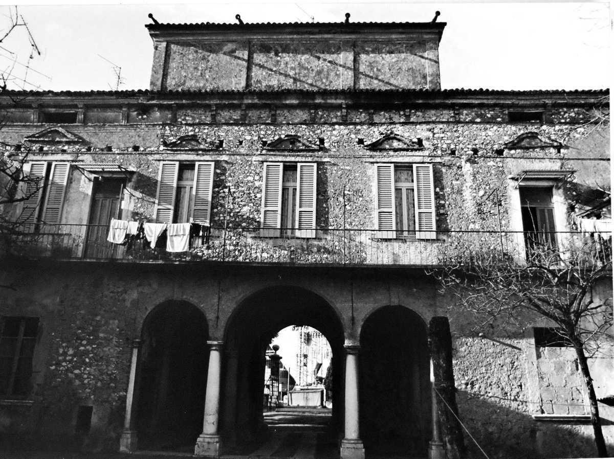 Palazzo Barbieri - Padenghe Sul Garda Palazzo Barbieri - Padenghe Sul Garda